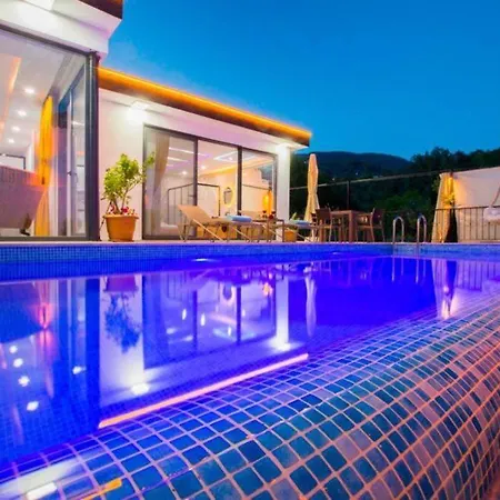 Ekru / Kalkan Hotel 4*