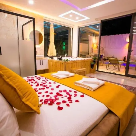 Ekru / Kalkan Hotel Kaş
